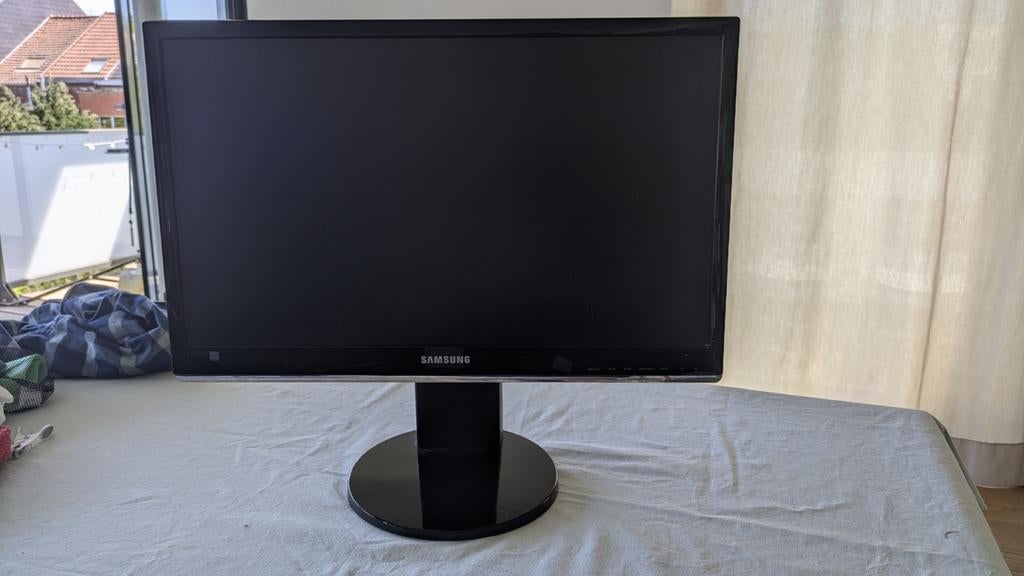 Écran PC Samsung, Computers en Software, Monitoren, Gebruikt, DVI, HDMI, VGA, Ingebouwde speakers, Hoofdtelefoonaansluiting, In hoogte verstelbaar