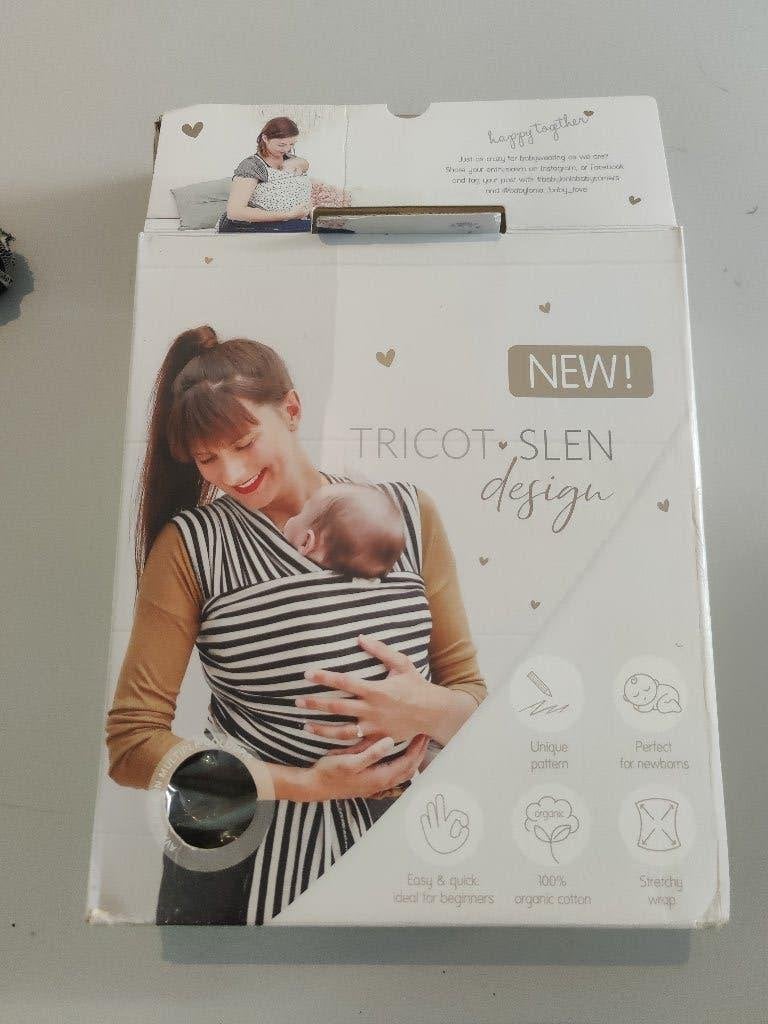 Écharpe Babylonia Tricot-Slen Design noir et blanc, Enfants & Bébés, Autres marques, Écharpe de portage, Enlèvement, Ventre, Dos ou Côté