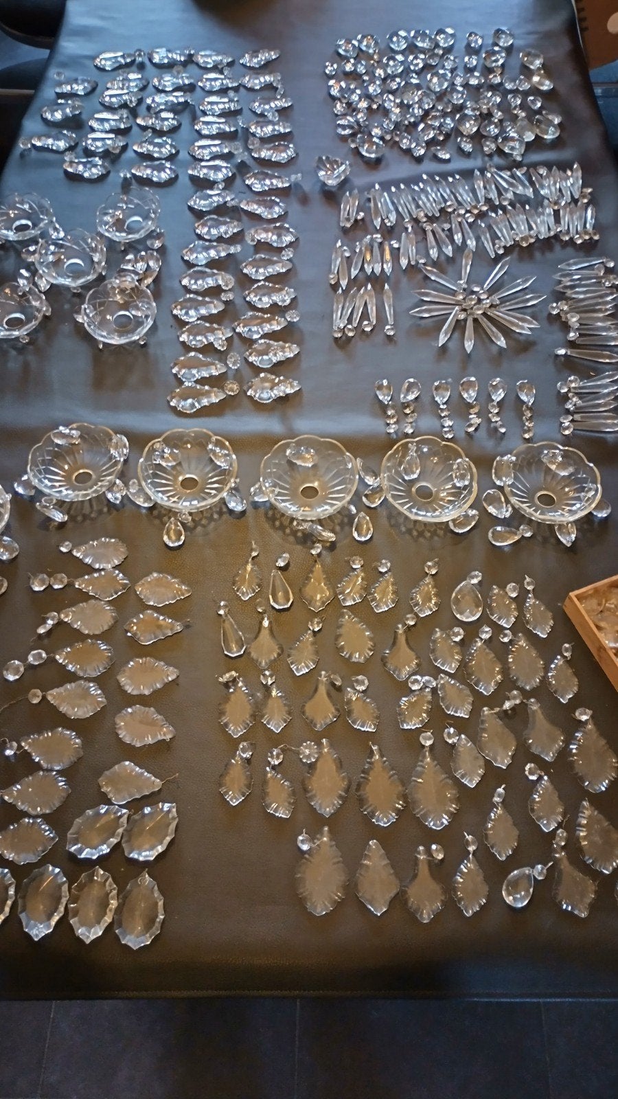 Groot lot lusterornamenten + 300 stuks + extra lusterdeel, Ophalen