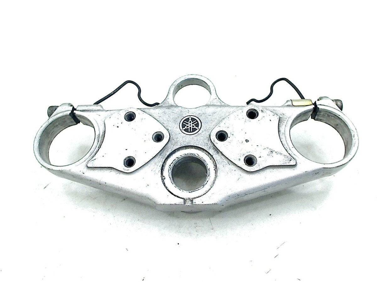 TOP YOKE TROIS POINTS FJR 1300 2001-2002 (FJR1300 5JW), Dhr. S. di Majo, Utilisé, Info@cama-motorparts.nl, P.J. Troelstraweg 8 8
3144 CX  MAASSLUIS, NL