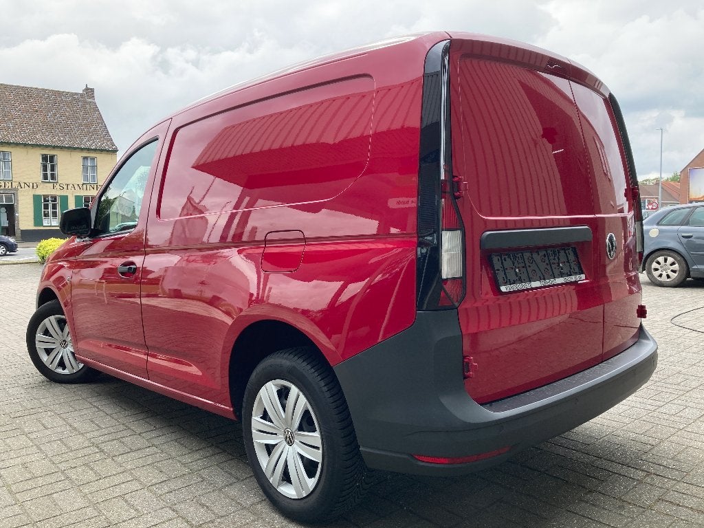 Caddy 114TSI -AUTOMATIQUE -Cargo léger -GPS -BT-Cruise -Park, Autos, Rouge, Achat, Entreprise, Volkswagen
