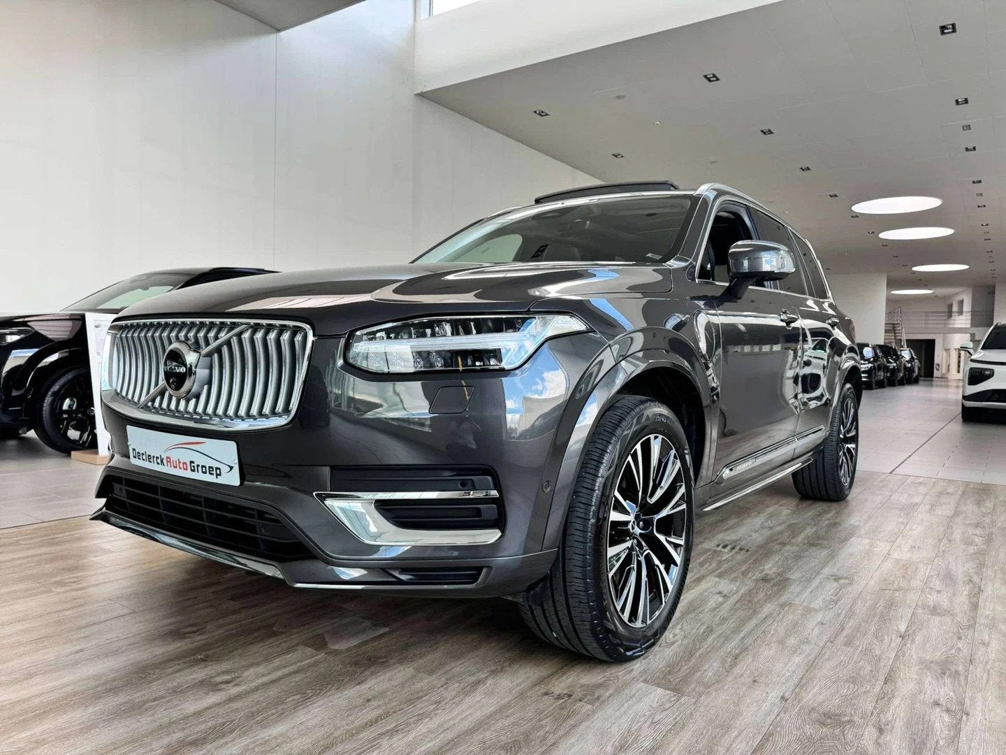 Volvo XC90 T8 AWD 31G/KM*BRIGHT PLUS*7-ZIT*VELE OPTIES*TOPWA, Auto's, 335 kW, 4 cilinders, 1969 cc, 7 zetels