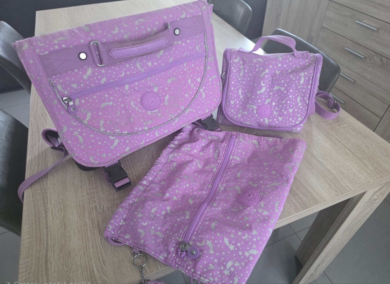 Cartable Kipling + sac lunch + sac de gym, Enlèvement, Comme neuf, Autres couleurs, Sac à dos