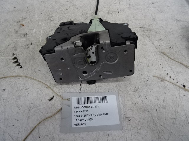 SERRURE DE PORTE AVANT GAUCHE Opel Corsa E (13431841), Opel, Opel Automobile GmbH, Utilisé, Avant