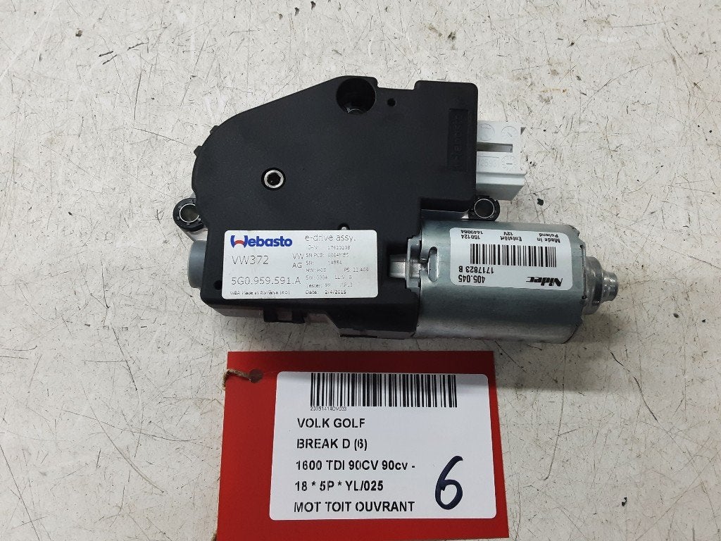TOIT OUVRANT MOTEUR Golf VII Variant (AUVV) (5G0959591A), Autos : Pièces & Accessoires, Volkswagen, Mevr. I. Hauben, Utilisé, Rue de l'Espoir 34 34
4030  GRIVEGNÉE, BE