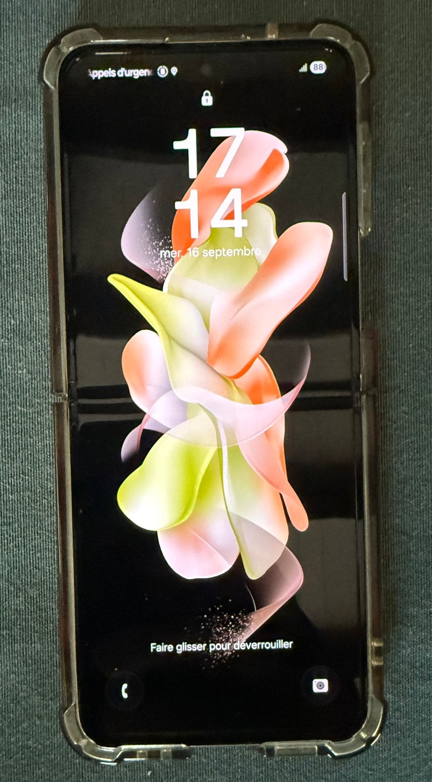 Samsung Galaxy Z Flip4, Telecommunicatie, Ophalen, Zo goed als nieuw