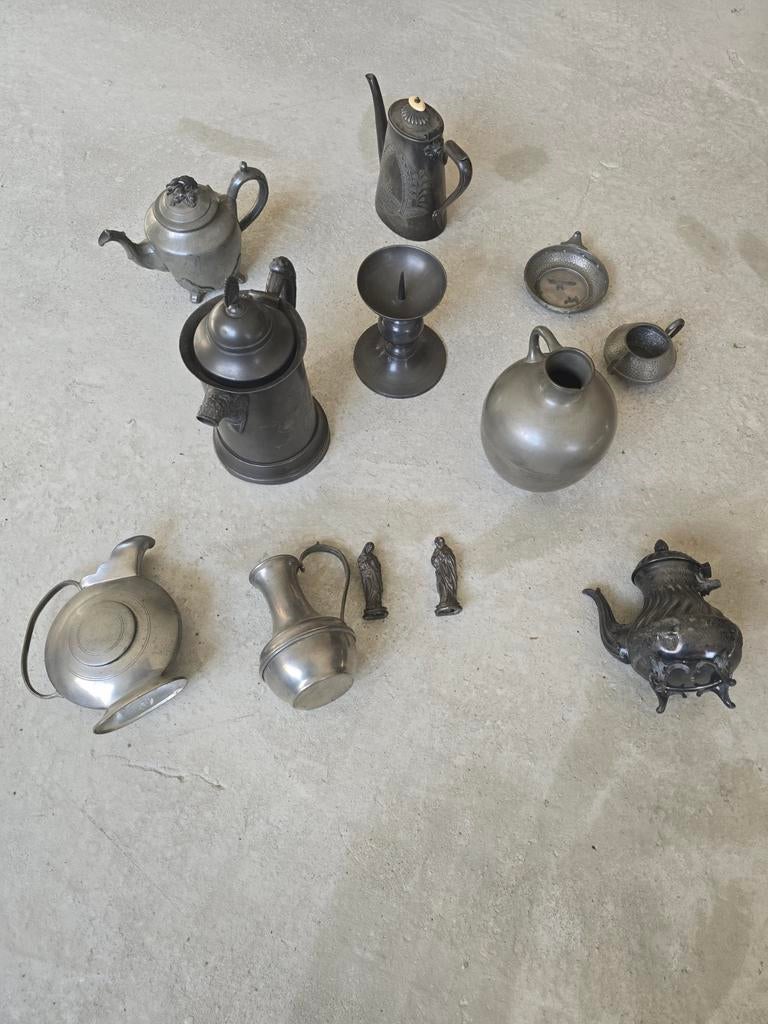 Lot en étain ancien, Enlèvement