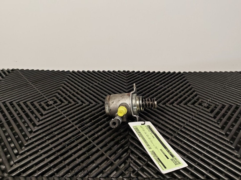 HOGEDRUKPOMP Volkswagen Golf VI (5K1) (|06J127065A|), Gebruikt, Volkswagen, Volkswagen AG, Kundenbetreuung@volkswagen.de