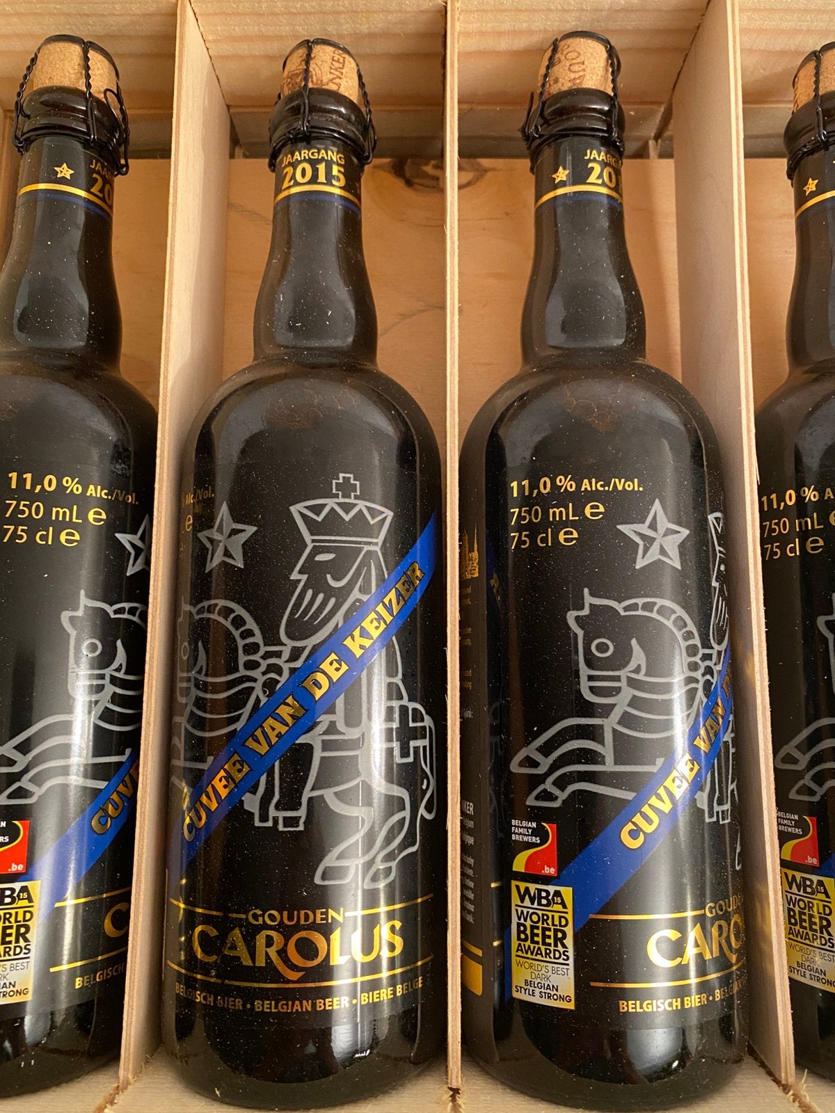 GOUDEN CAROLUS 2015, Collections, Marques de bière, Comme neuf, Enlèvement
