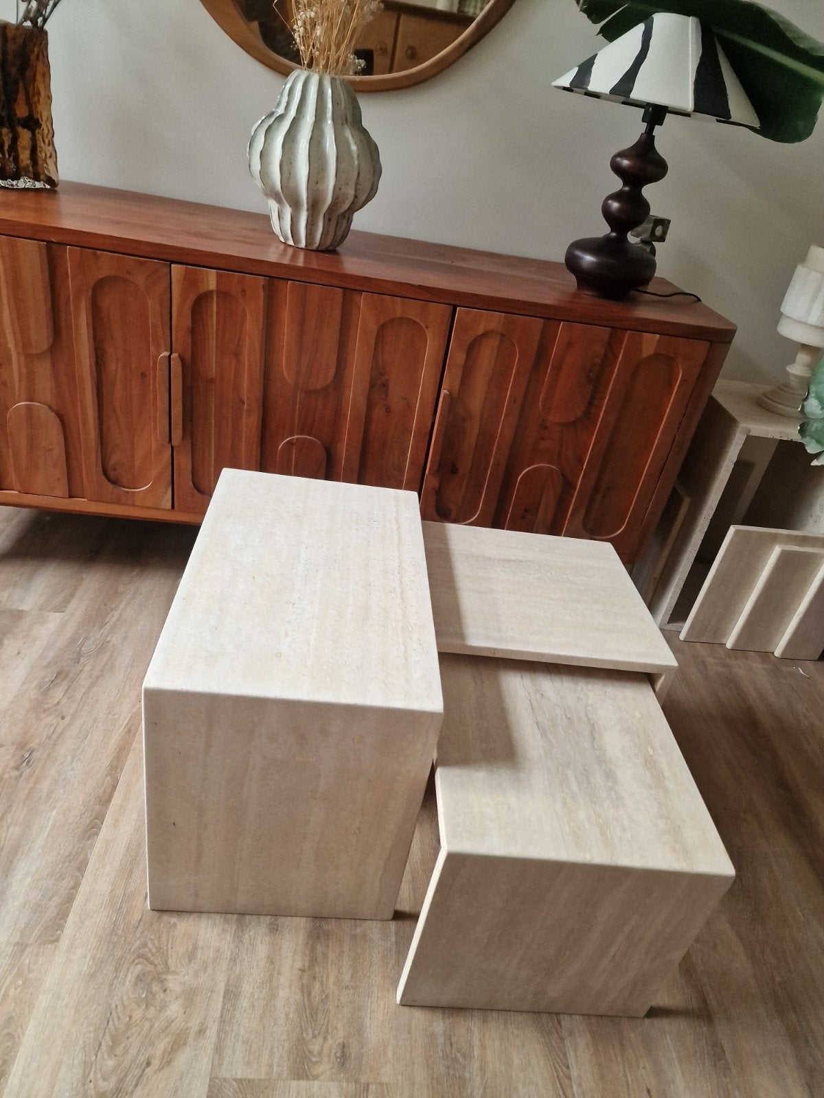 Vintage Italiaanse Travertin salontafel 'The Nest´, Huis en Inrichting, Tafels | Salontafels, Ophalen