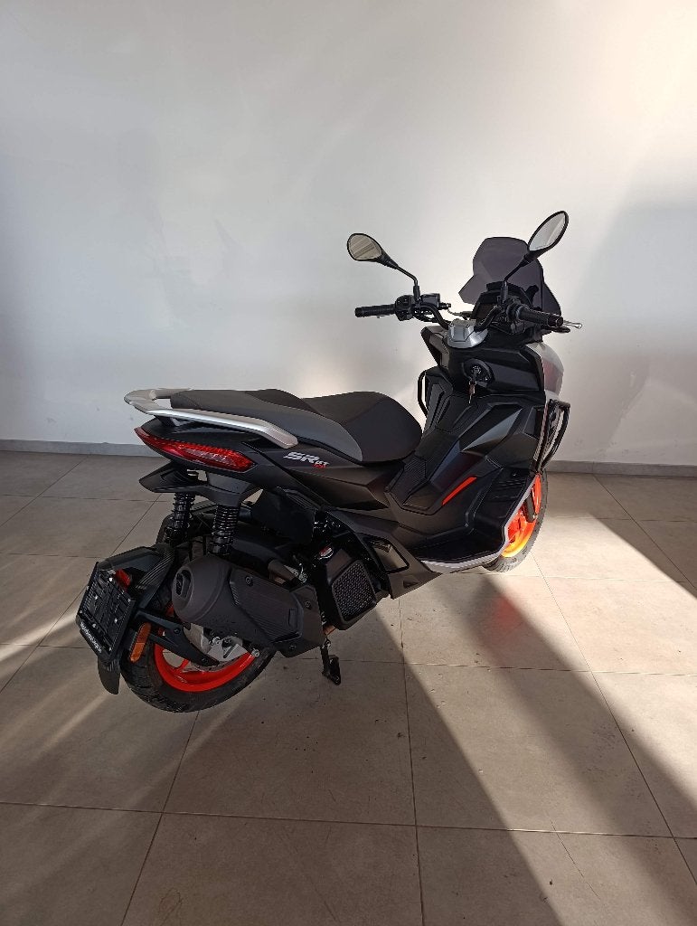 Aprilia SR GT Sport, Scooter, Entreprise, Occasion, Permis Moto A1 minimum