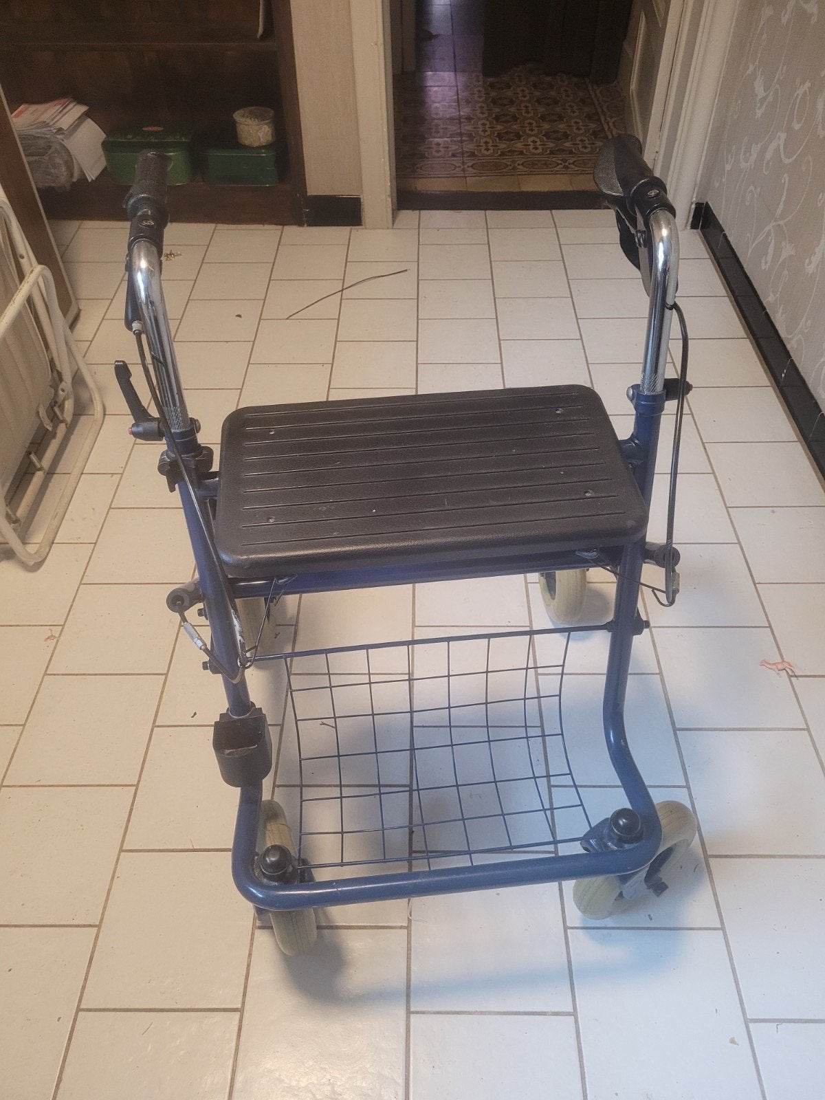 Mooie rollator, nieuwstaat, Diversen, Ophalen