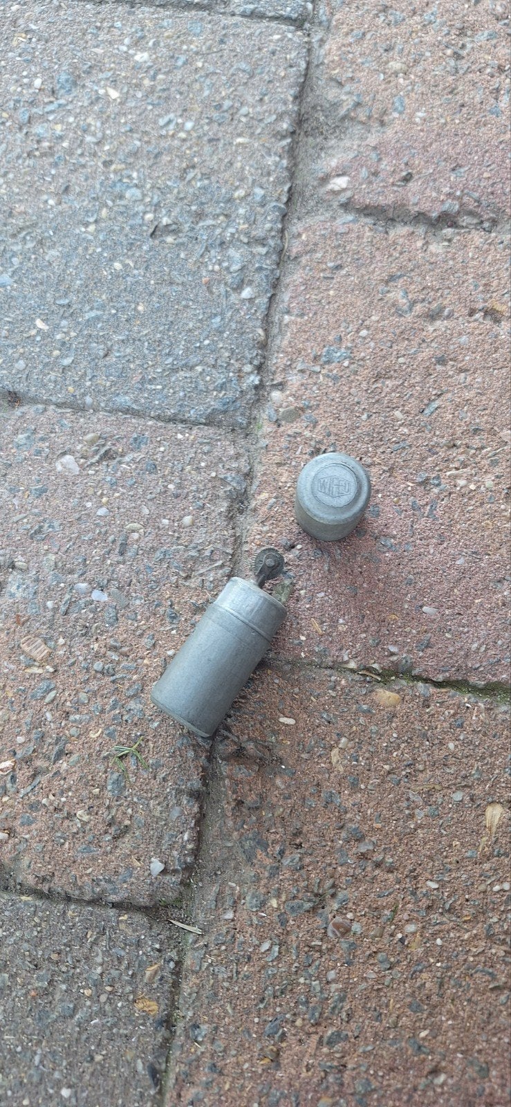 Briquet Wifeu allemand, Enlèvement
