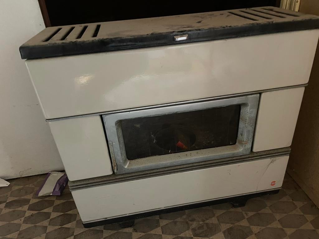Kolen kachel, Ophalen, Gebruikt, Overige brandstoffen, Vrijstaand