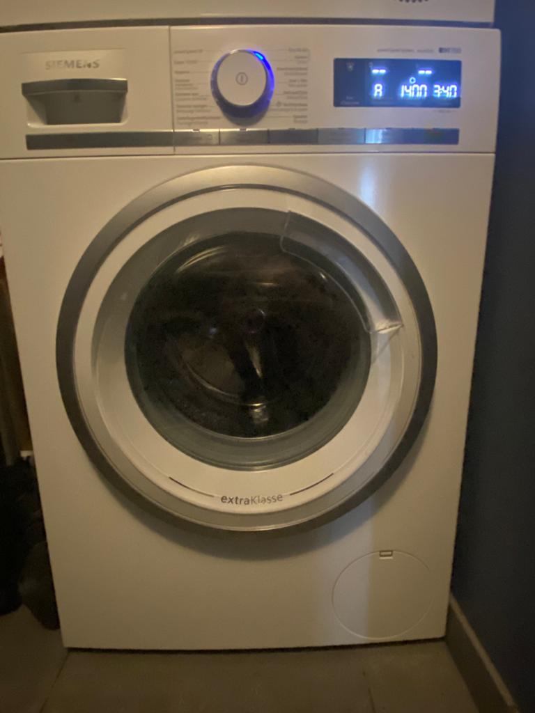 Siemens iQ700 extra klasse, Ophalen, 1200 tot 1600 toeren, 8 tot 10 kg, Zo goed als nieuw