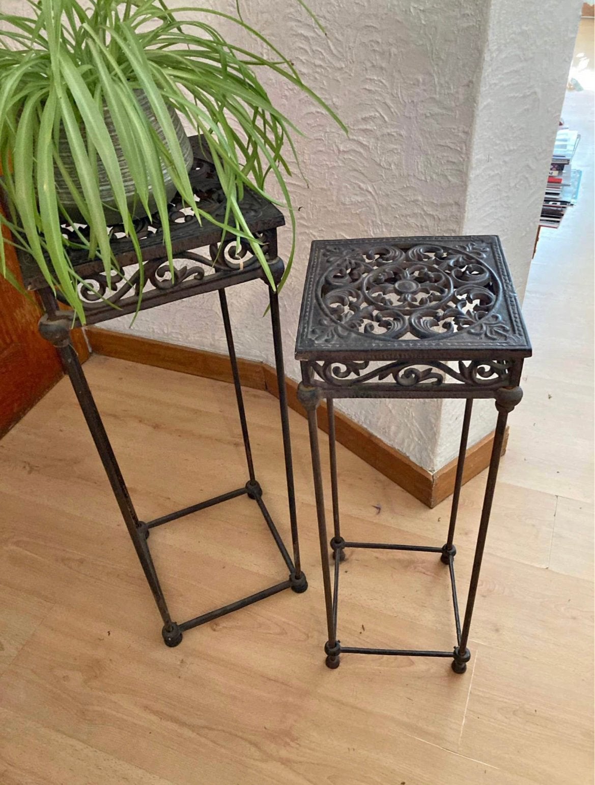 Selettes/socle en fer forgé porte plante, Enlèvement, Comme neuf