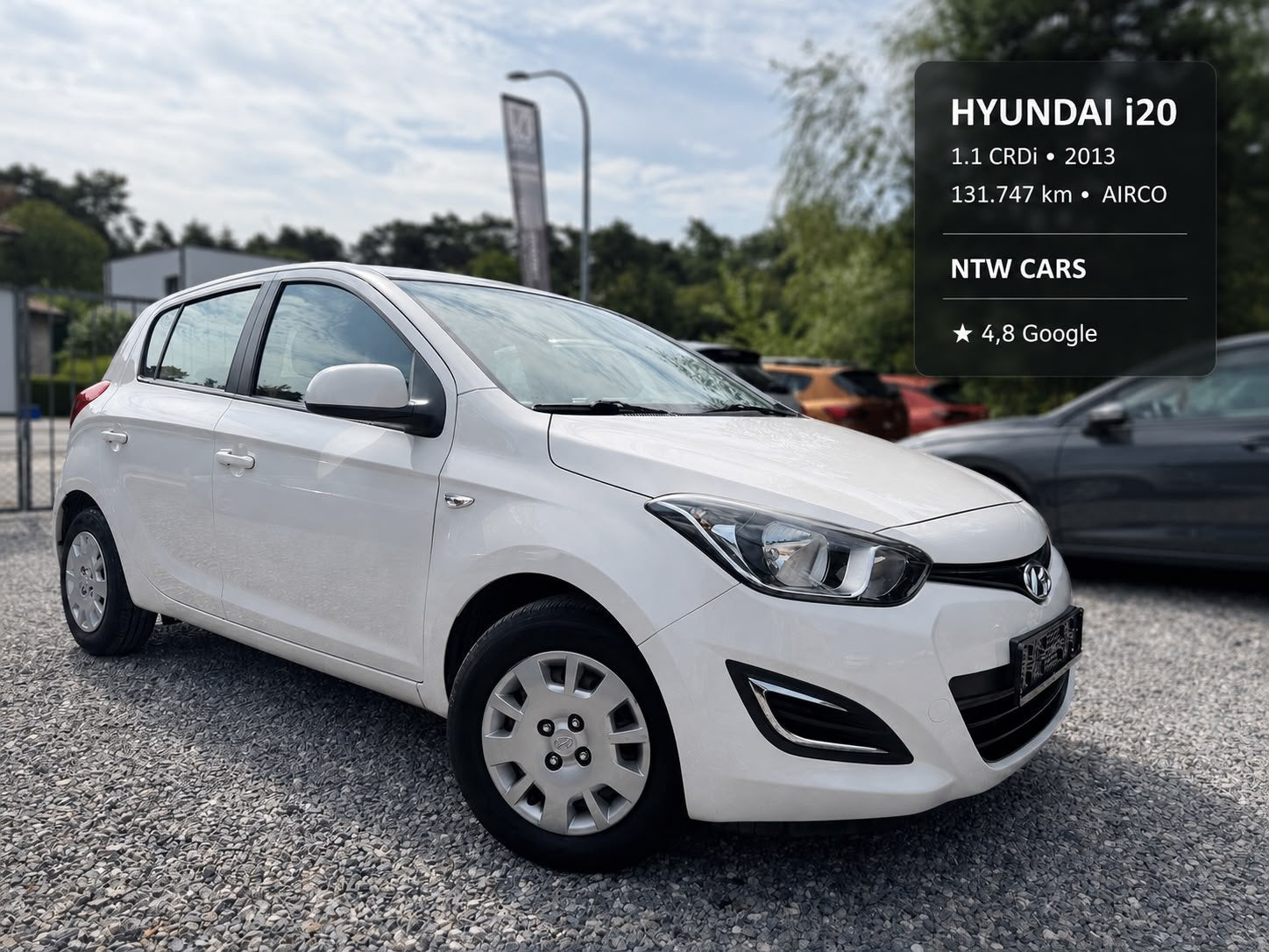 Hyundai i20 CRDi 1.2D EURO5 '13 + 12M GARANTIE, Auto's, Euro 5, Stof, Zwart, 1120 cc