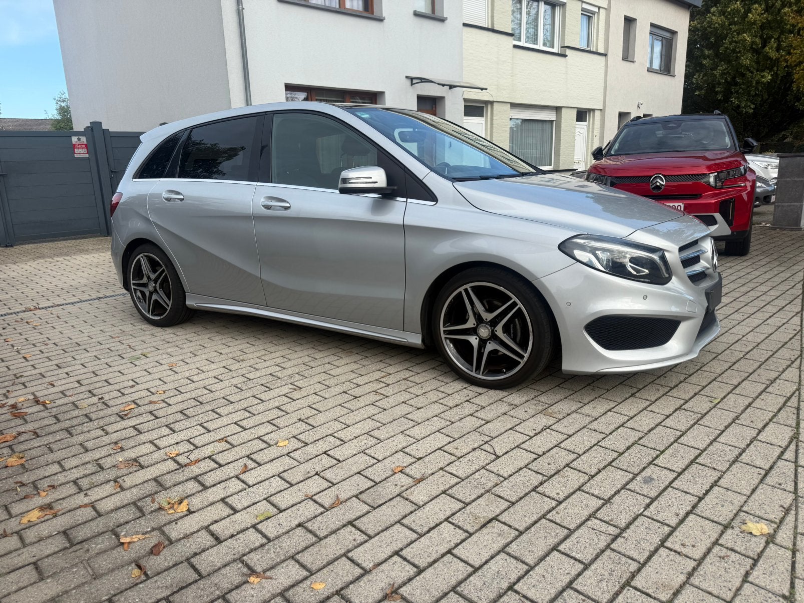 B-200CDI 2143cc 100/136pk. AMG-pack, Autos, Euro 6, Entreprise, 1505 kg, Noir