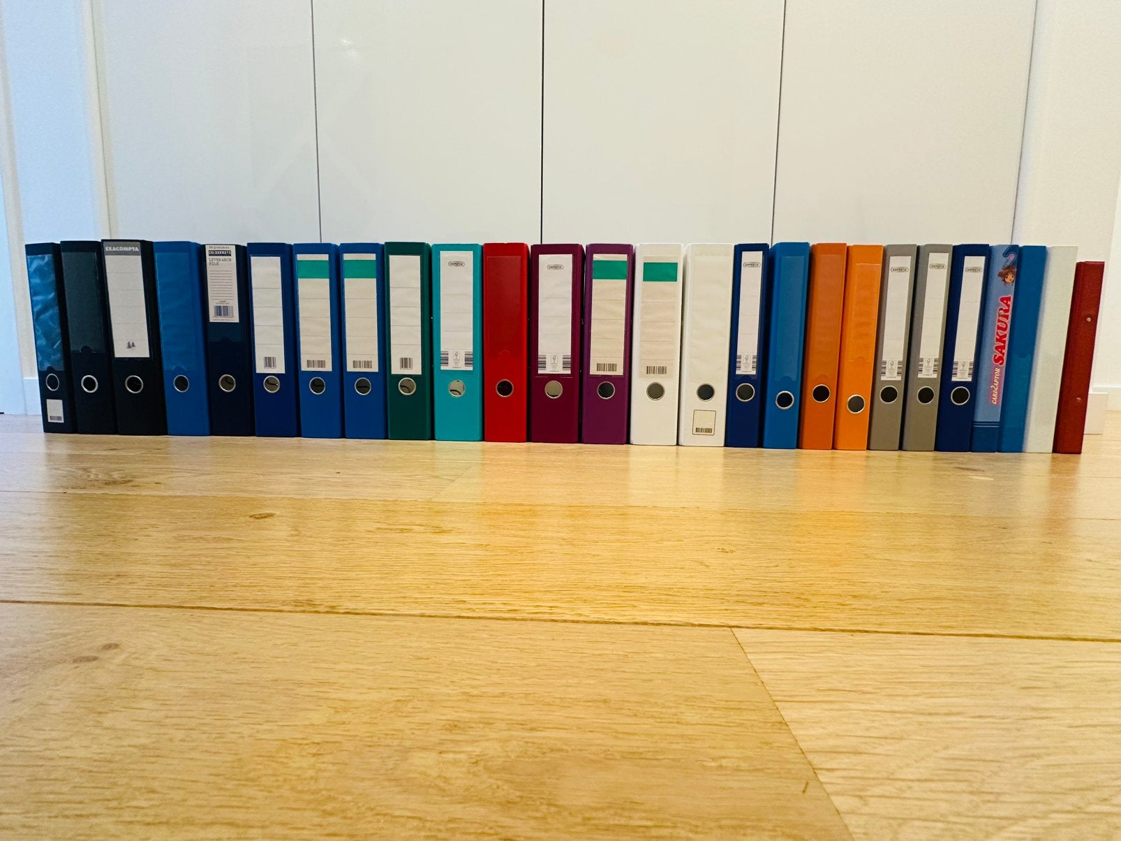 26 Ringmappen A4 met 2 ringen, 10€, Diversen, Ophalen, Zo goed als nieuw