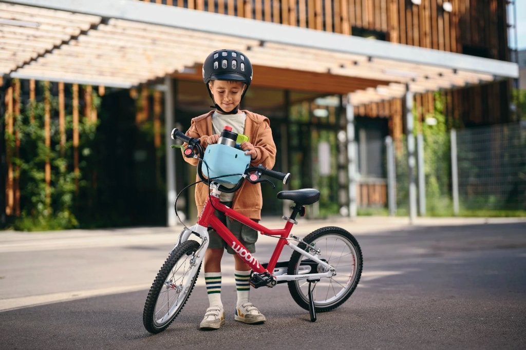 Panier à vélo pour enfants WOOM POP Nouveau !, Vélos & Vélomoteurs, Neuf, Fixation au guidon, Enlèvement, Panier de vélo