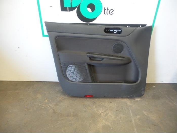 Portierbekleding 4Deurs links-voor van een Volkswagen Golf P, Gebruikt, -, Volkswagen, -