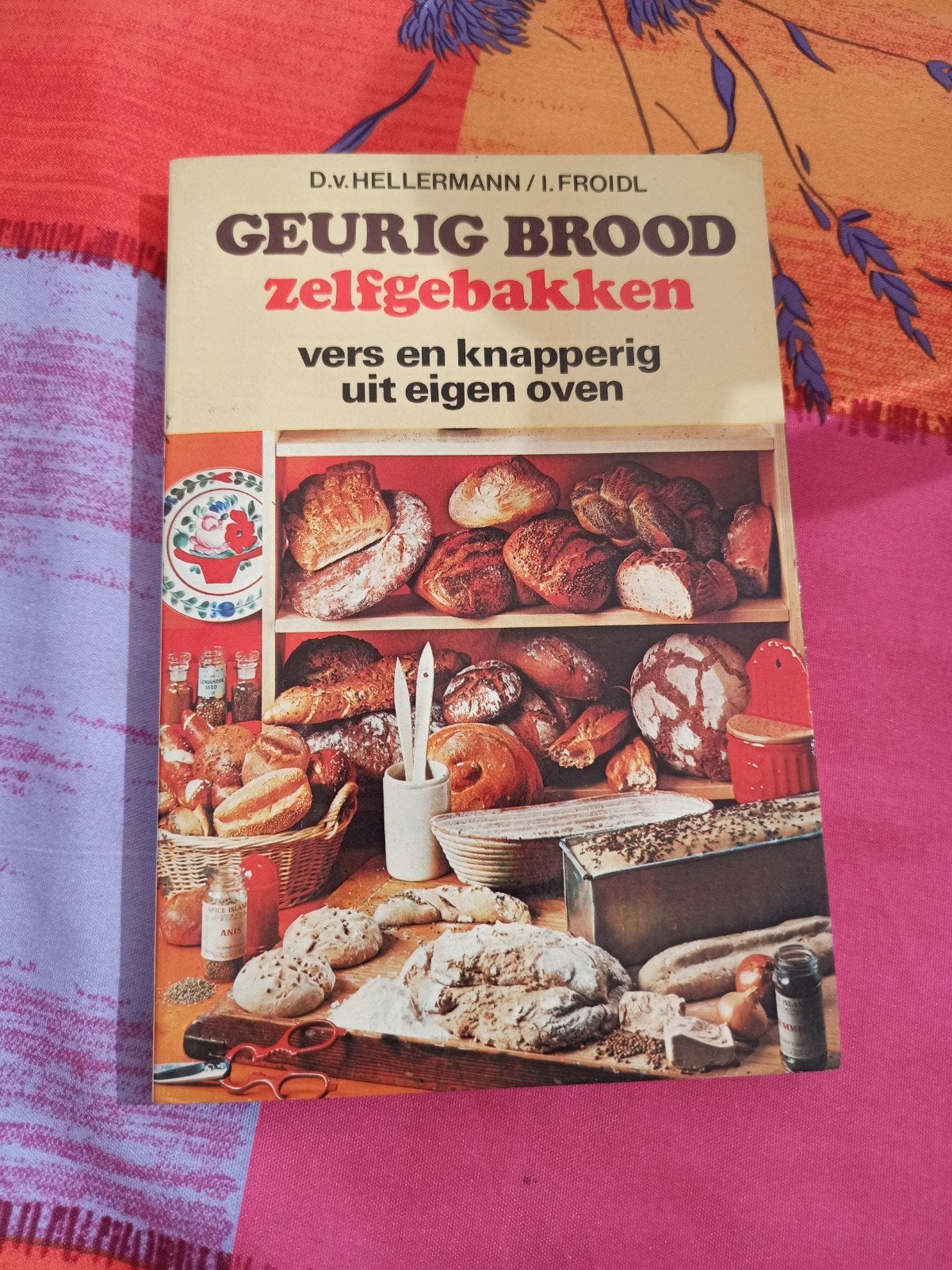 Geurig brood zelfgebakken, Boeken, Kookboeken, Ophalen