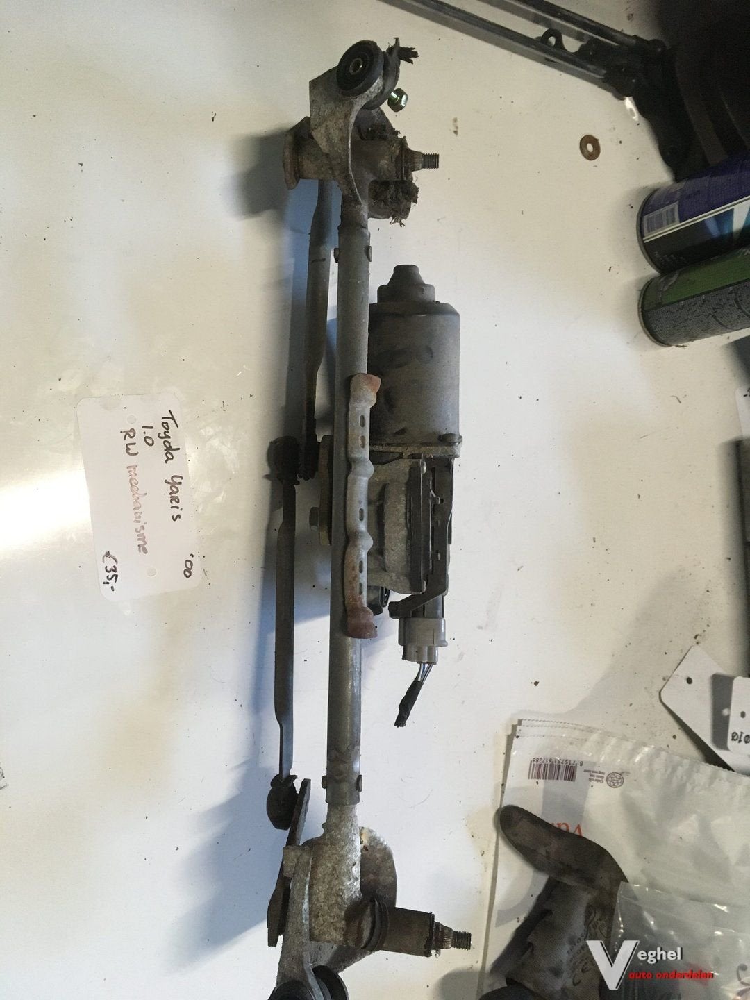 Toyota Yaris 2000 Ruitenwissermechaniek met motor, Gebruikt, -, -, Ophalen of Verzenden