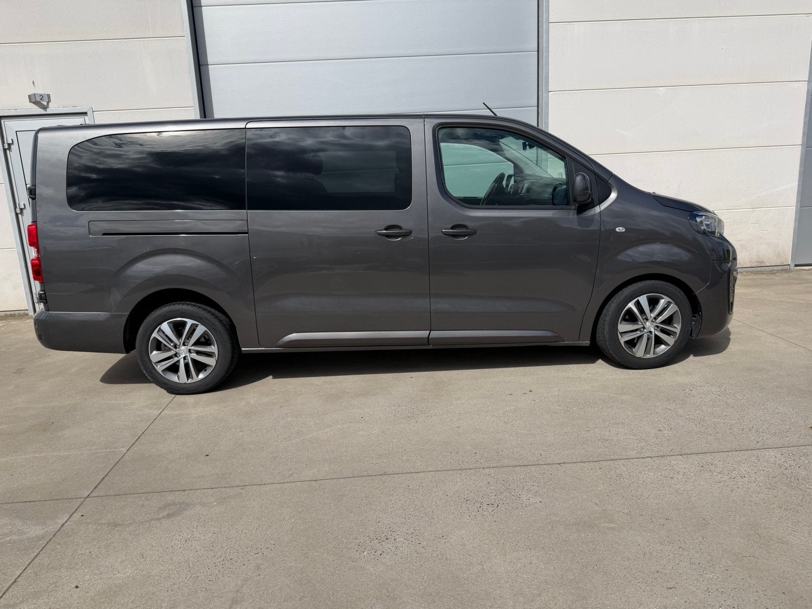 Peugeot Expert 2.0 Hdi 180cv Automatique 5 places, Argent ou Gris, Achat, 6 portes, Euro 6