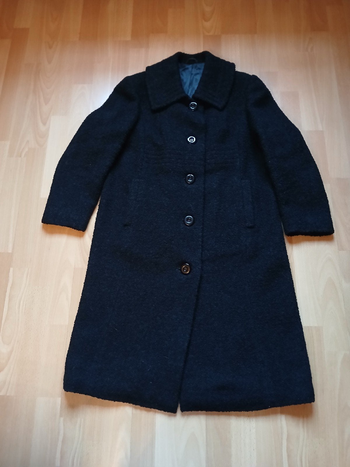 Classy zwarte mantel - nieuwstaat, Kleding | Dames, Verzenden, Zwart, Maat 42/44 (L), Zo goed als nieuw