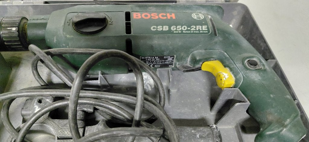 boormachine merk Bosch, Doe-het-zelf en Bouw, Gereedschap | Boormachines, Ophalen of Verzenden, Gebruikt, Boormachine