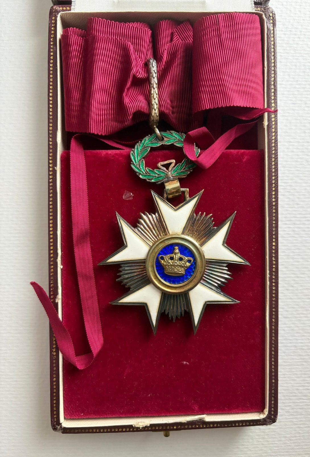 Médaille de Commandeur, Ordre de la Couronne, Enlèvement ou Envoi, Armée de terre, Ruban, Médaille ou Ailes