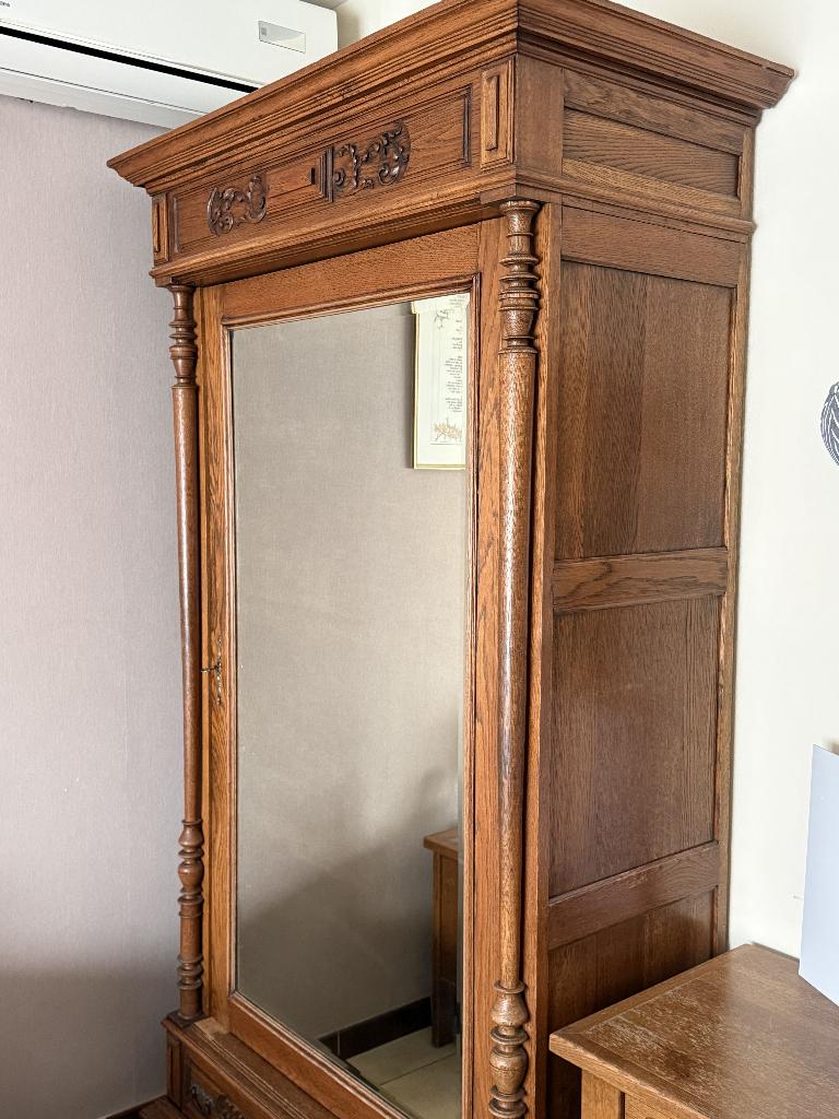 vintage kledingkast, Huis en Inrichting, Ophalen, Met plank(en), 200 cm of meer, Eikenhout