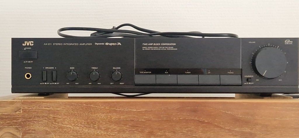 Degelijke JVC versterker 2 x 50W continu, Audio, Tv en Foto, Versterkers en Ontvangers, Ophalen, Zo goed als nieuw, Minder dan 60 watt