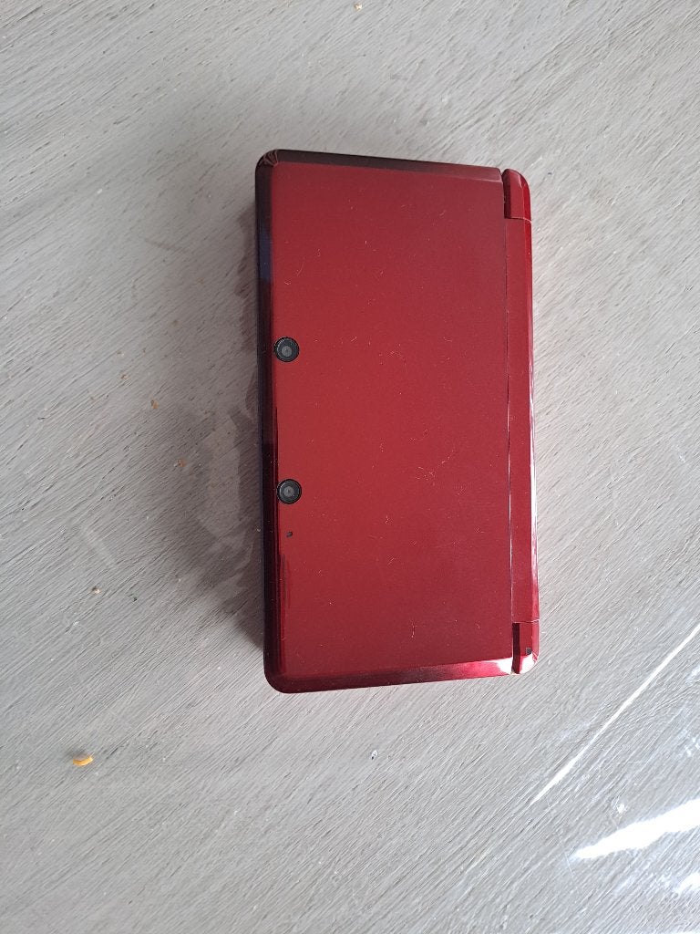 Nintendo 3 DS, Consoles de jeu & Jeux vidéo, Consoles de jeu | Nintendo 2DS & 3DS, Enlèvement, Comme neuf, Rouge
