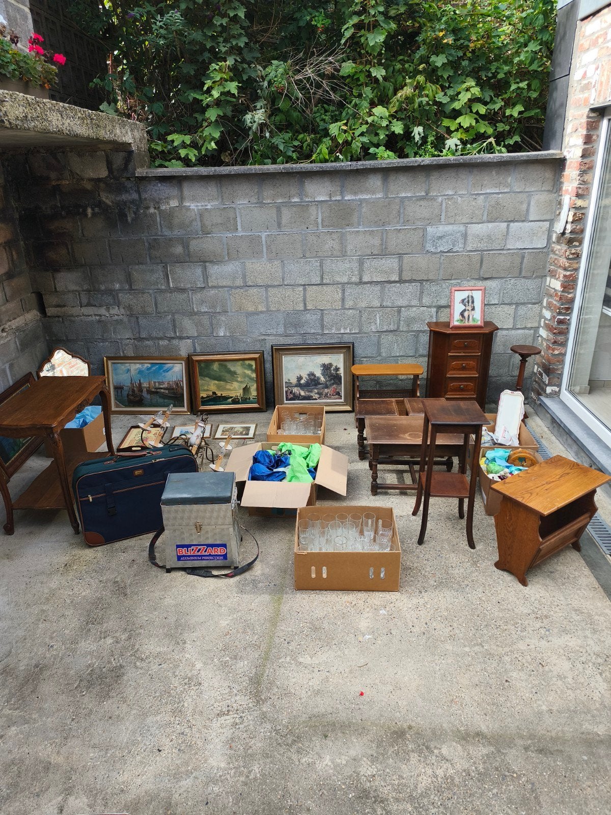 lot de brocante, Enlèvement