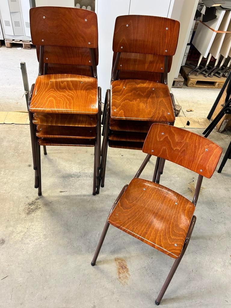 Stock 3 chaises empilables, Enlèvement, Comme neuf, Bois