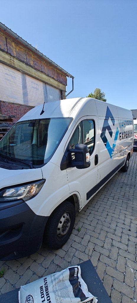 Peugeot Boxer van BWJ 2022 ! ! Moteur endommagé ! export!, Achat, Entreprise, Boîte manuelle, Noir