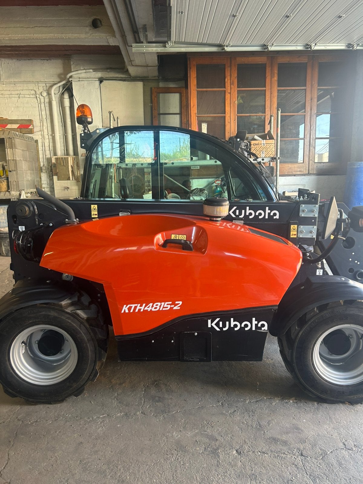 Kubota kth 4815-2, Articles professionnels, Enlèvement