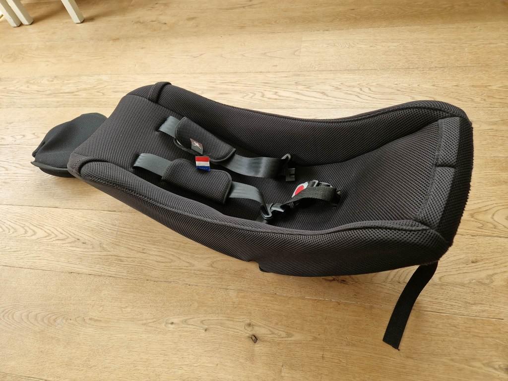 Babyschaal voor bakfiets, Kinderen en Baby's, Babydragers en Draagdoeken, Zo goed als nieuw, Harnas, Rug, Overige merken, Ophalen