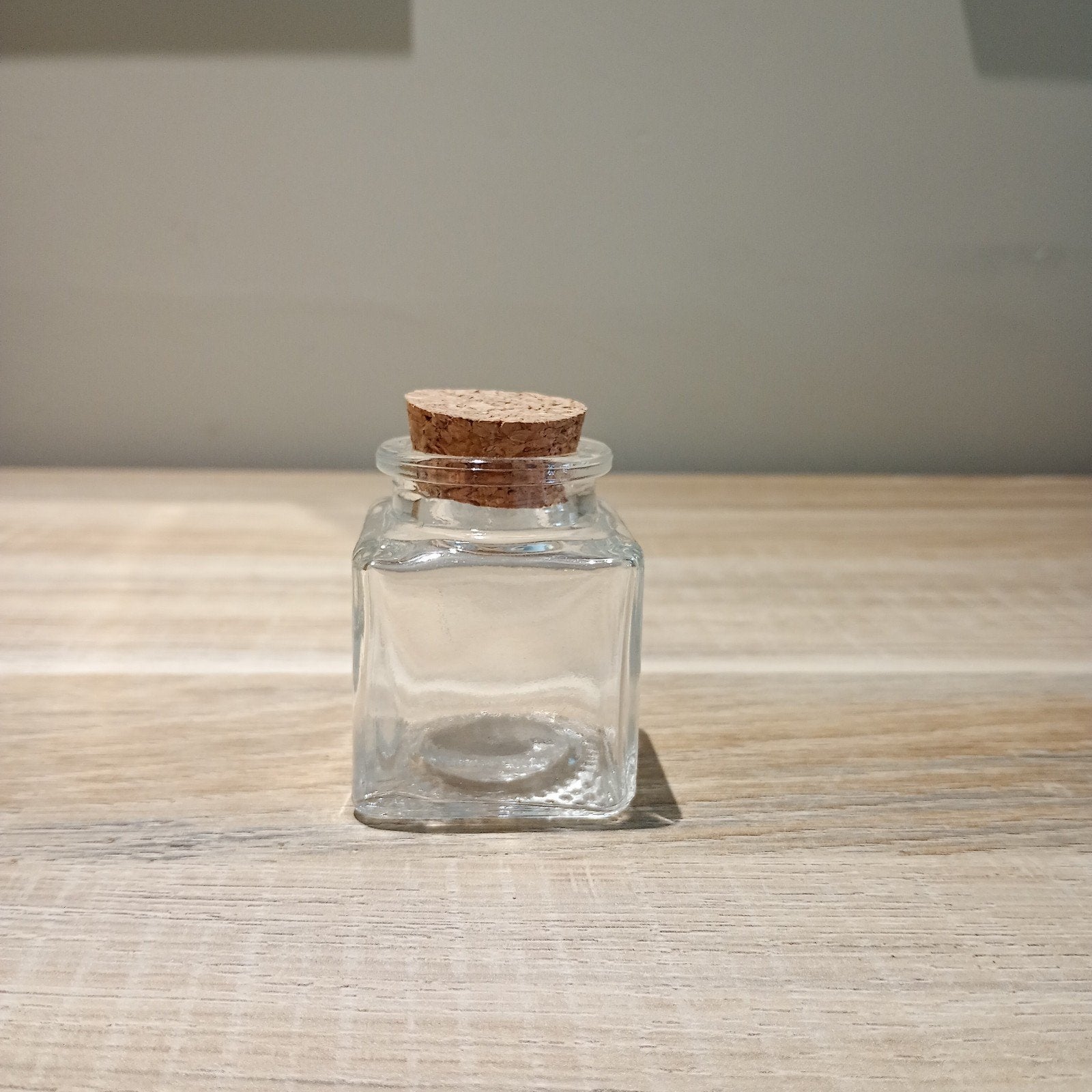 29 glazen potjes met kurk, Ophalen, Nieuw, Glas