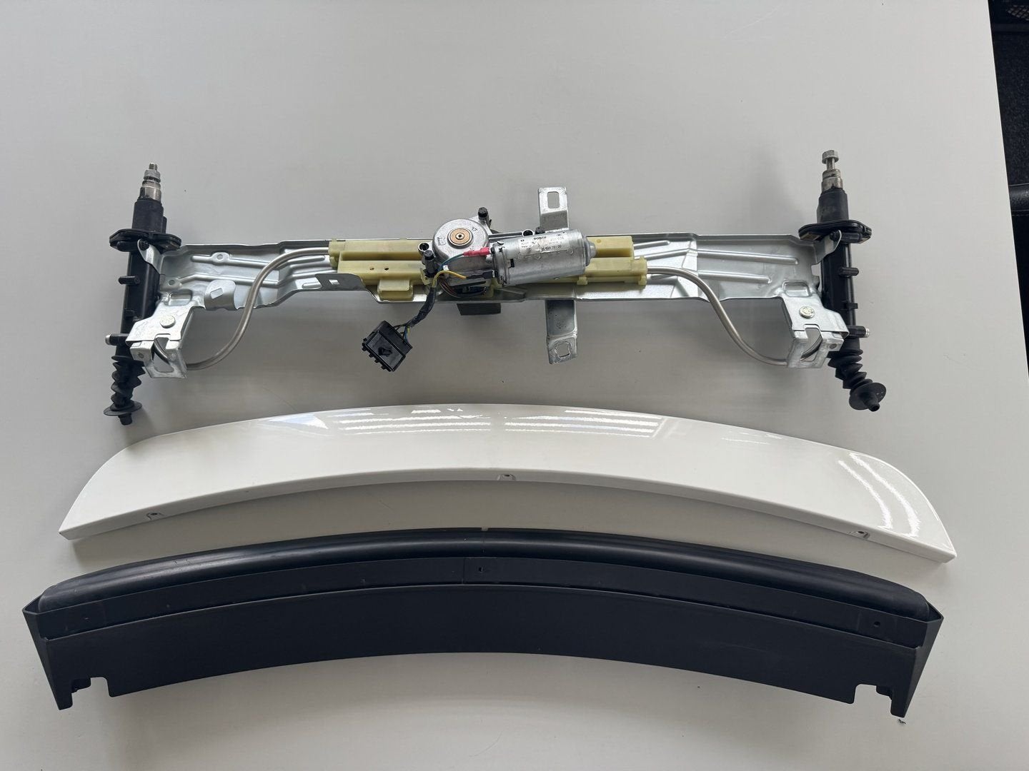 Porsche 987.504.109.00 achterspoiler, -, Utilisé, -, -