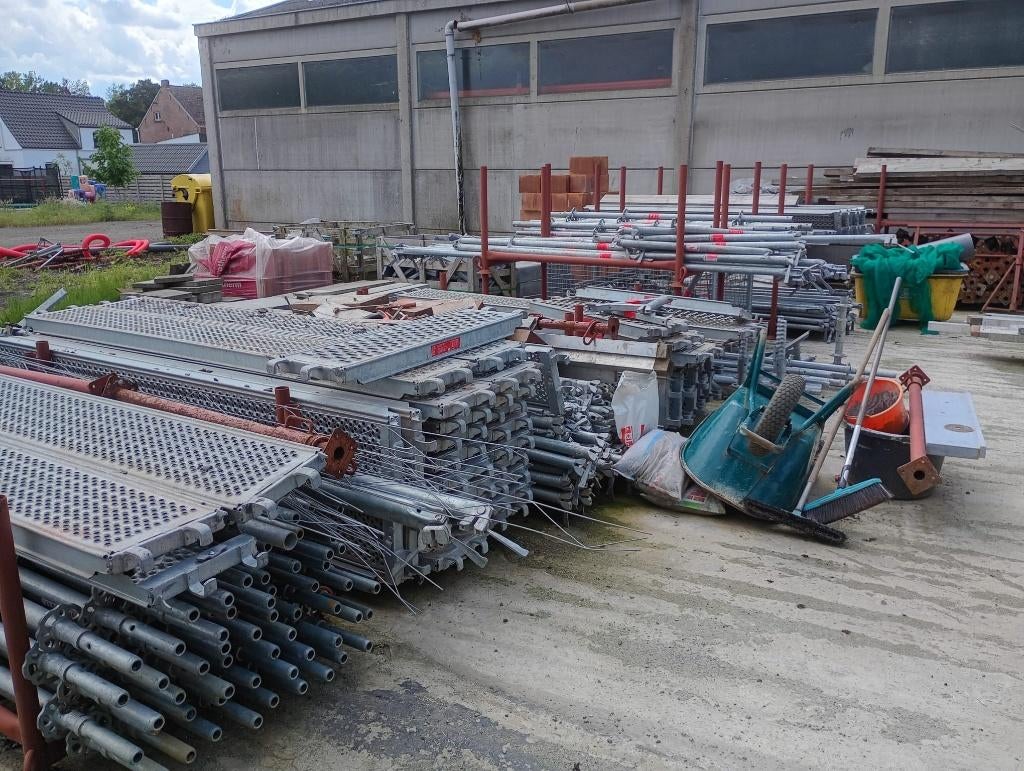 Bouwstelling 463 onderdelen, Doe-het-zelf en Bouw, Steigers, Ophalen, Zo goed als nieuw, Gevelsteiger, 2 tot 5 meter