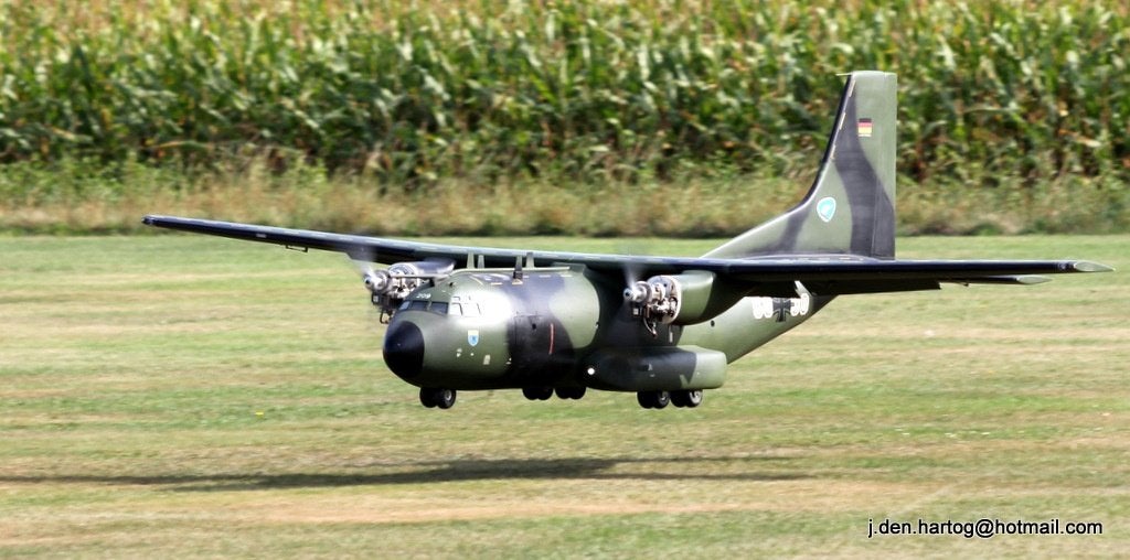 Transall C160 van Schneider rc vliegtuig 4 meter., Hobby en Vrije tijd, Modelbouw | Radiografisch | Vliegtuigen, Ophalen, Gebruikt