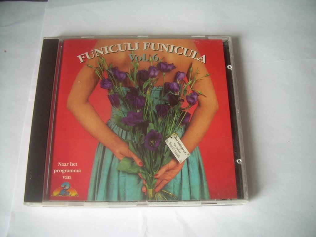 CD  - RADIO 2 - FUNICULI FUNICULA - vol 1, Cd's en Dvd's, Cd's | Verzamelalbums, Ophalen of Verzenden, Zo goed als nieuw, Wereldmuziek