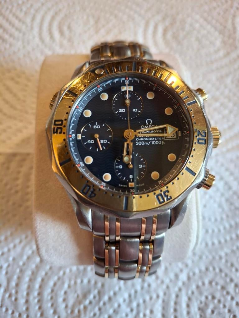 Oméga seamaster professionnel titane et or automatique, Bijoux, Sacs & Beauté, Montre-bracelet, Enlèvement ou Envoi, Utilisé, Or