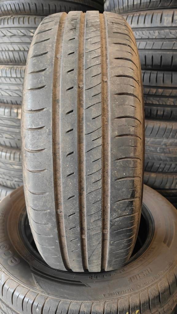 185/65r15 kumho 35€ chacun avec montage et équilibrage, Enlèvement