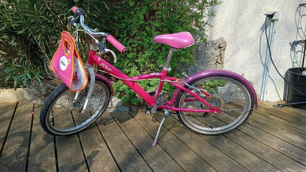 vélo B-twin fille 20 pouces, B-Twin Decathlon, Vitesses, Frein sur jante, Utilisé