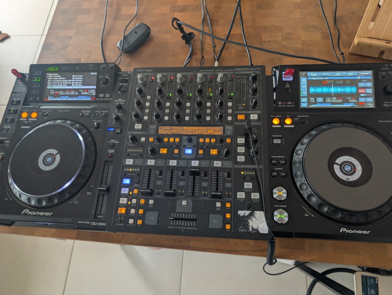 Pack DJ Pioneer CDJ-2000 + XDJ-1000 + Behringer DDM4000, Musique & Instruments, Enlèvement, Comme neuf, DJ-Set, Pioneer