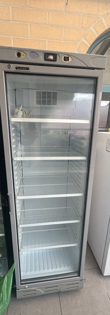 Windowcooler frigo te koop 2 stuks beschikbaar, Elektronische apparatuur, Koelkasten en IJskasten, Ophalen, Zonder vriesvak, 200 liter of meer