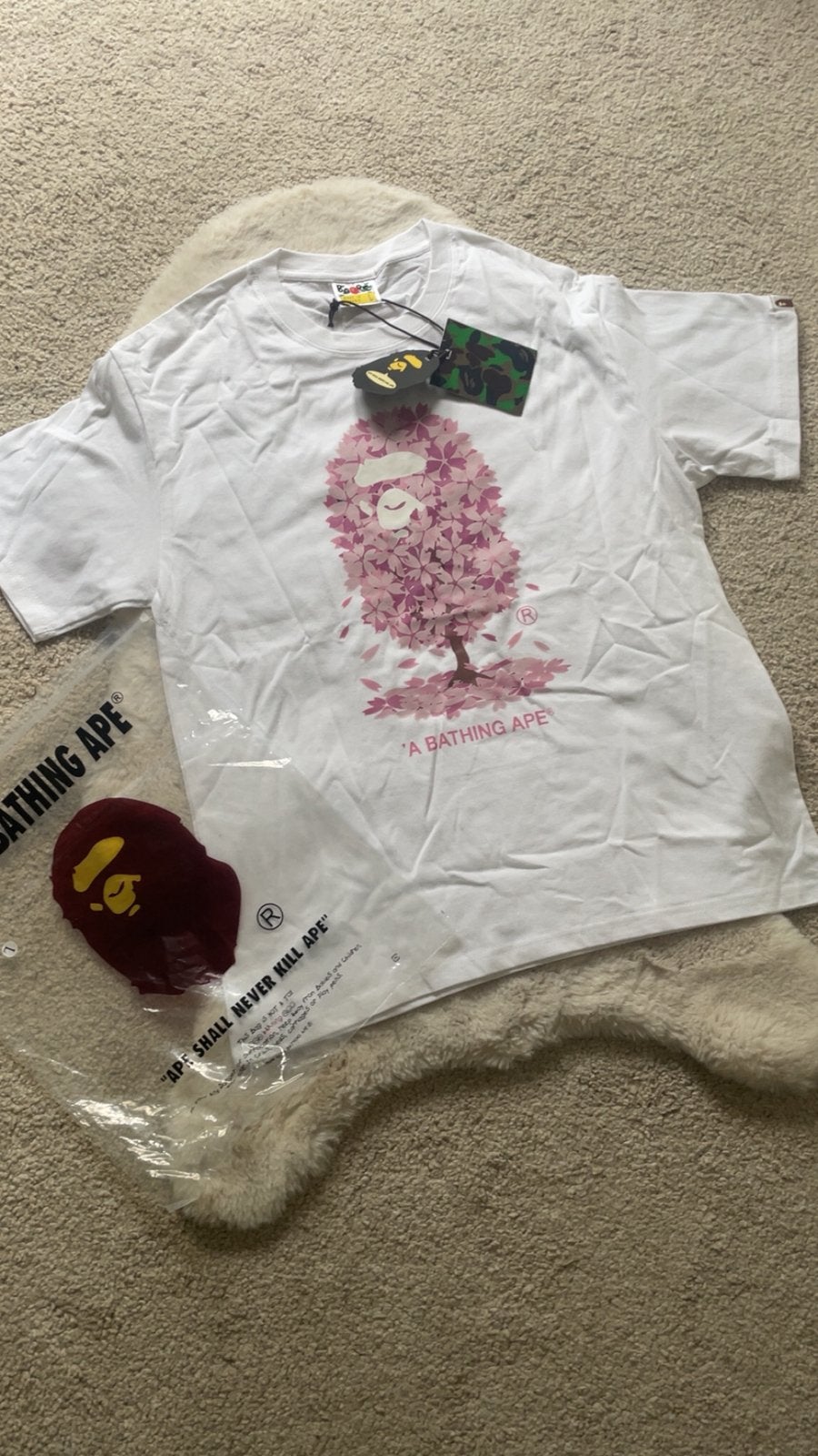 Bape shirt, Neuf, Manches courtes, Taille 38/40 (M), Enlèvement ou Envoi